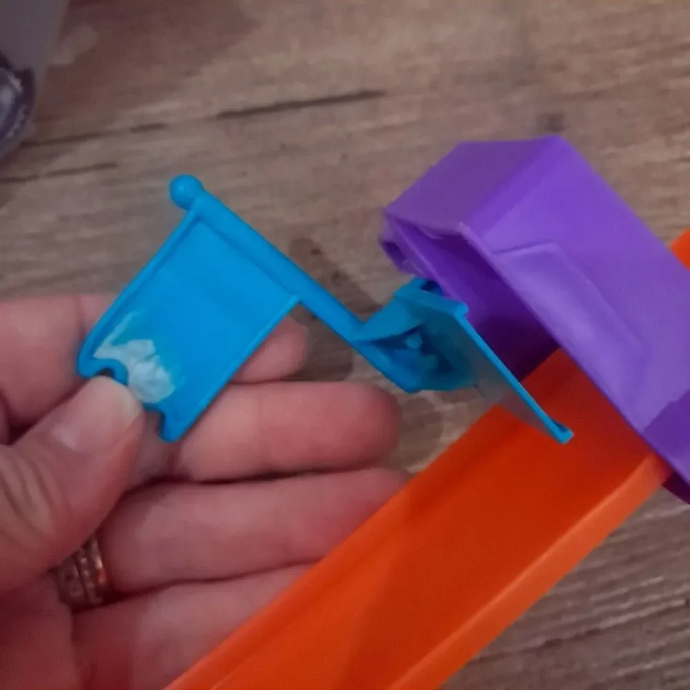 Hot Wheels Split Speeders Blade Raid Track Set DHY27 saw racing set purple READ